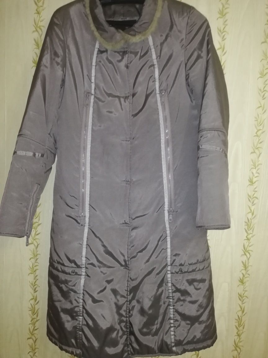 Продам верхнюю одежду