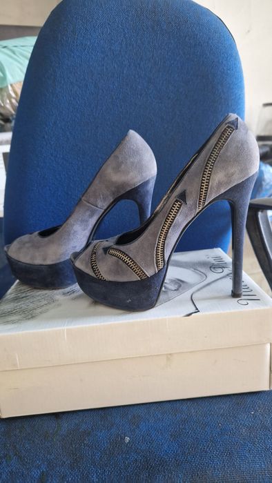 Продам туфли в отличном состоянии