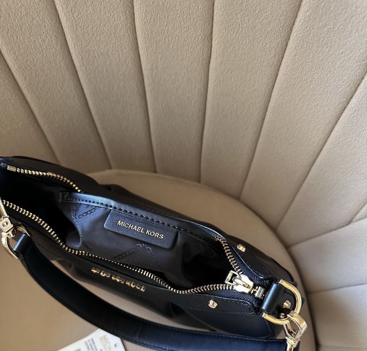 Michael Kors Enzo дамска чанта от естествена кожа