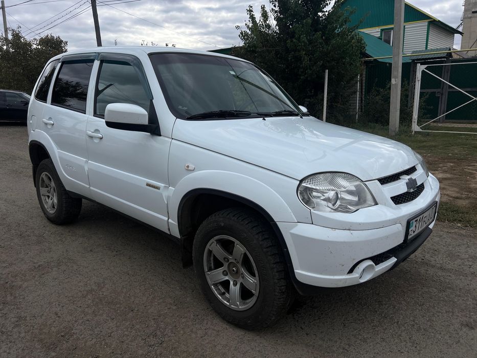 Нива шевроле ( 2017г)