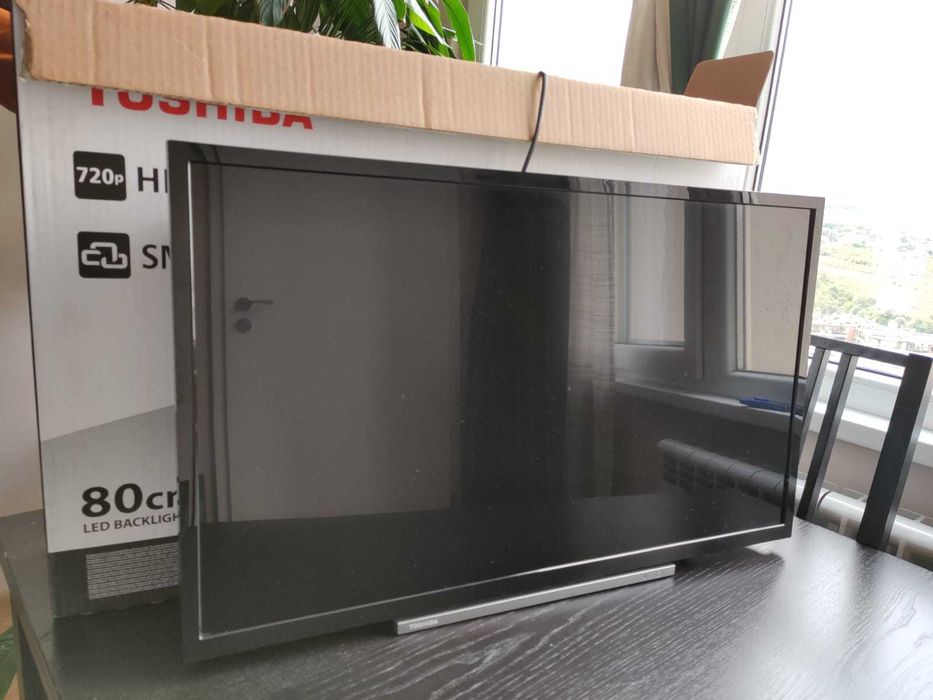 Toshiba Smart TV – 32 инча