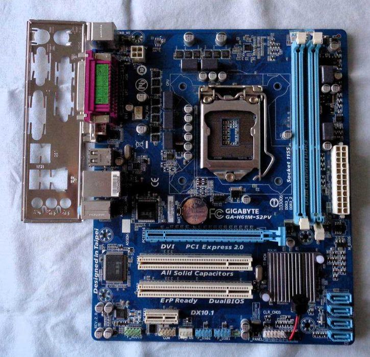 Сокет 1155 материнская плата Gigabyte H61M-S2PV