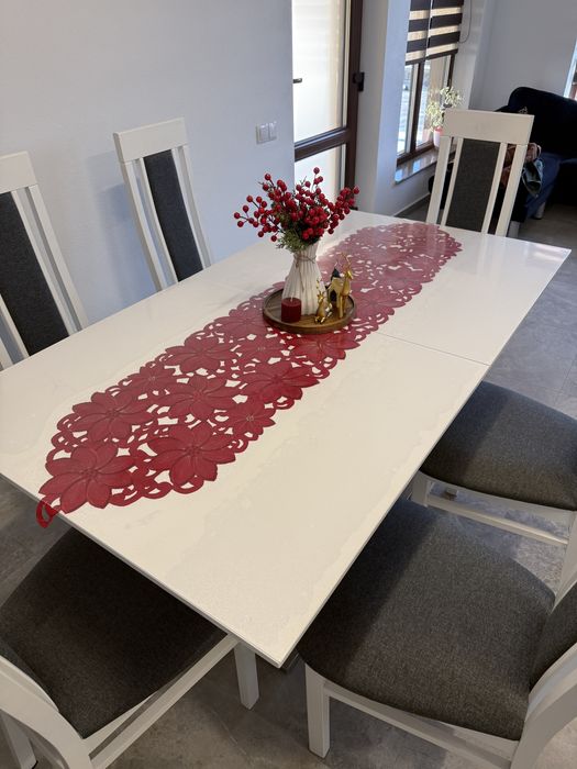 Masa living bucatarie