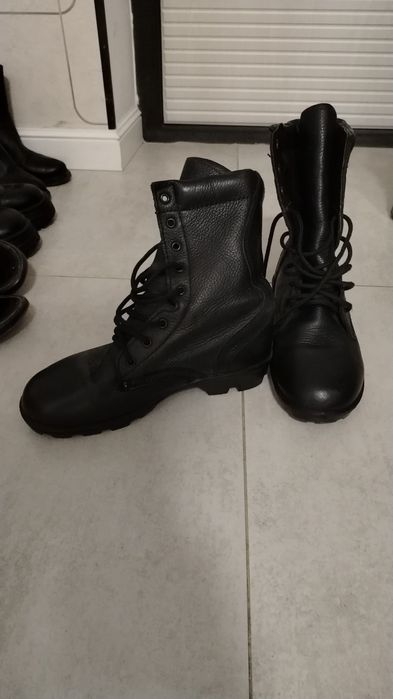 Продам  замние берцы