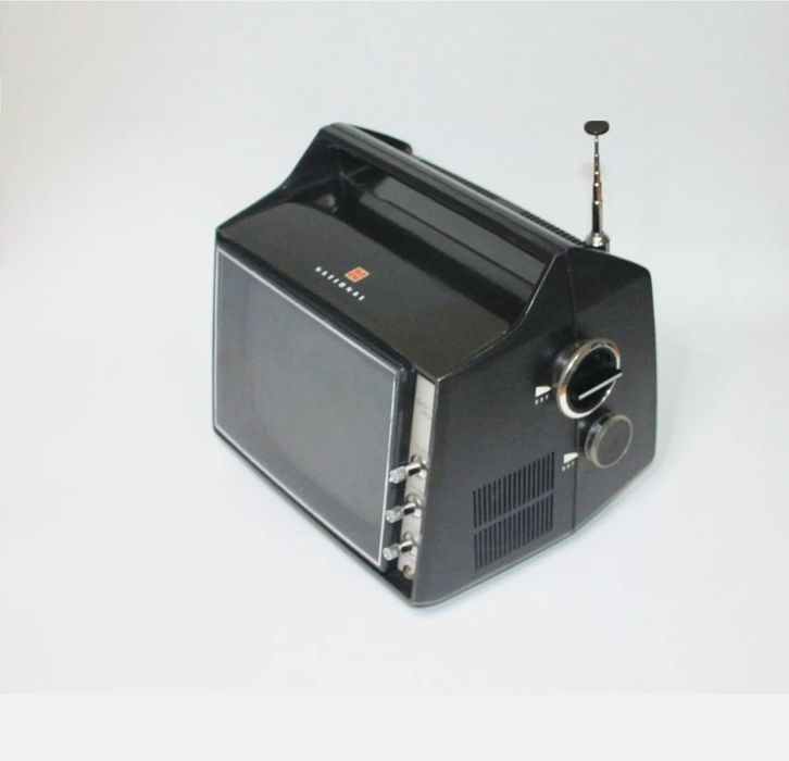 TV National Panasonic TR-419EU B/W retro vintage television colecție