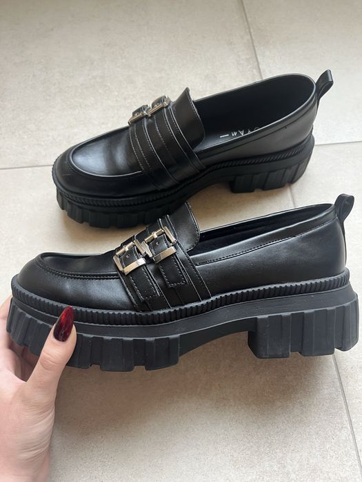 Goth Обувки на платформи