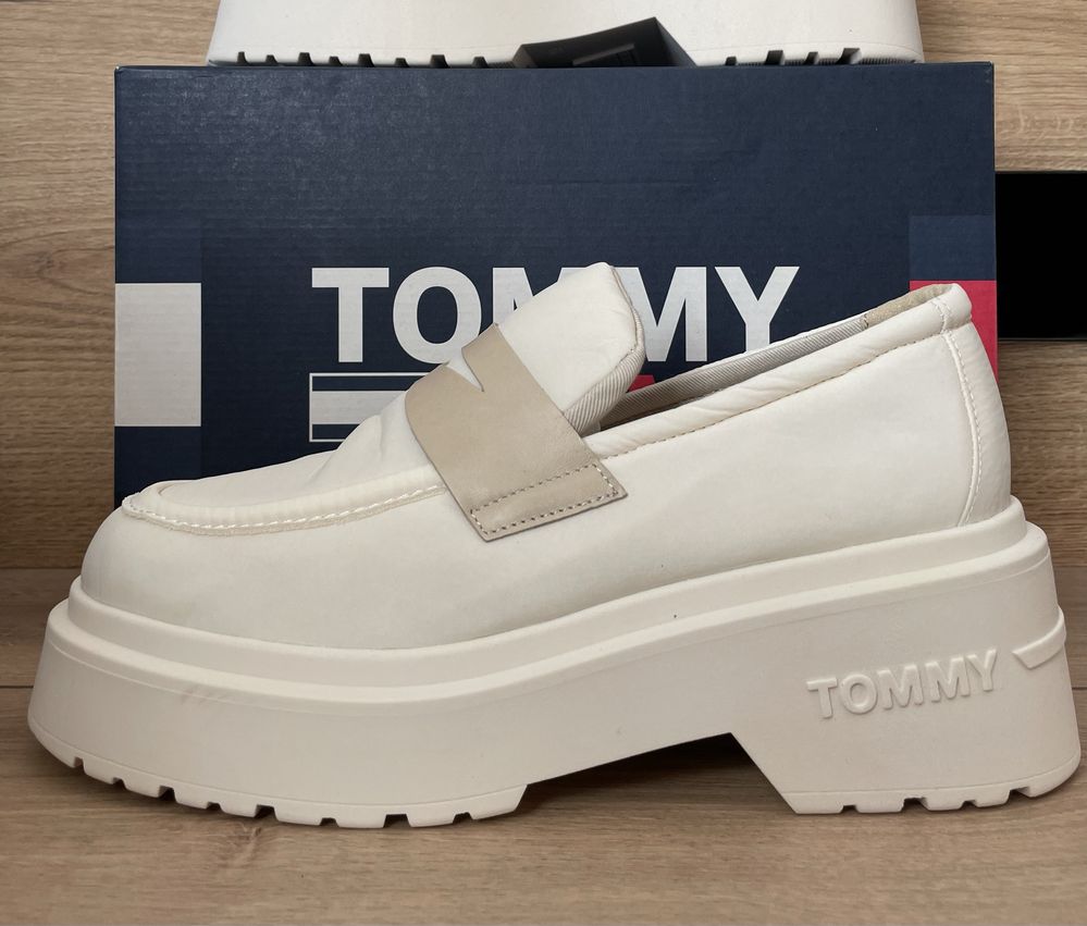 Лоуфъри Tommy jeans 39/40н