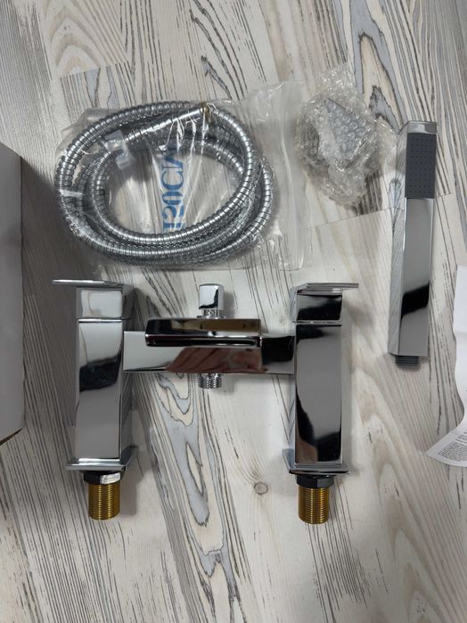 Obiecte sanitare Chiuvete/WC/robinet+dus