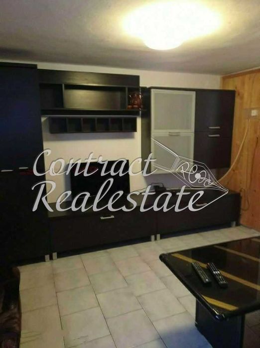 Дава се под наем Тристаен апартамент в Варна, Цветен квартал - 86 кв.м за 306 € - Снимка #2