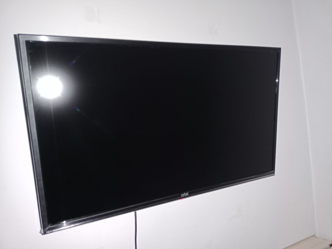 Ortel android smart TV 32