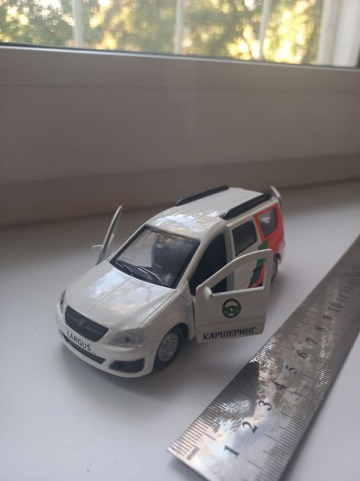 Продам машинки металлические