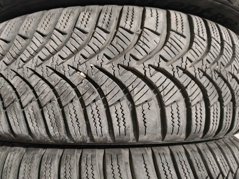 Зимни гуми за SMART HANKOOK WINTER I'CEPT RS2 155/60/15 и 175/55/15