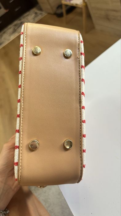 Дамска чанта VALENTINO