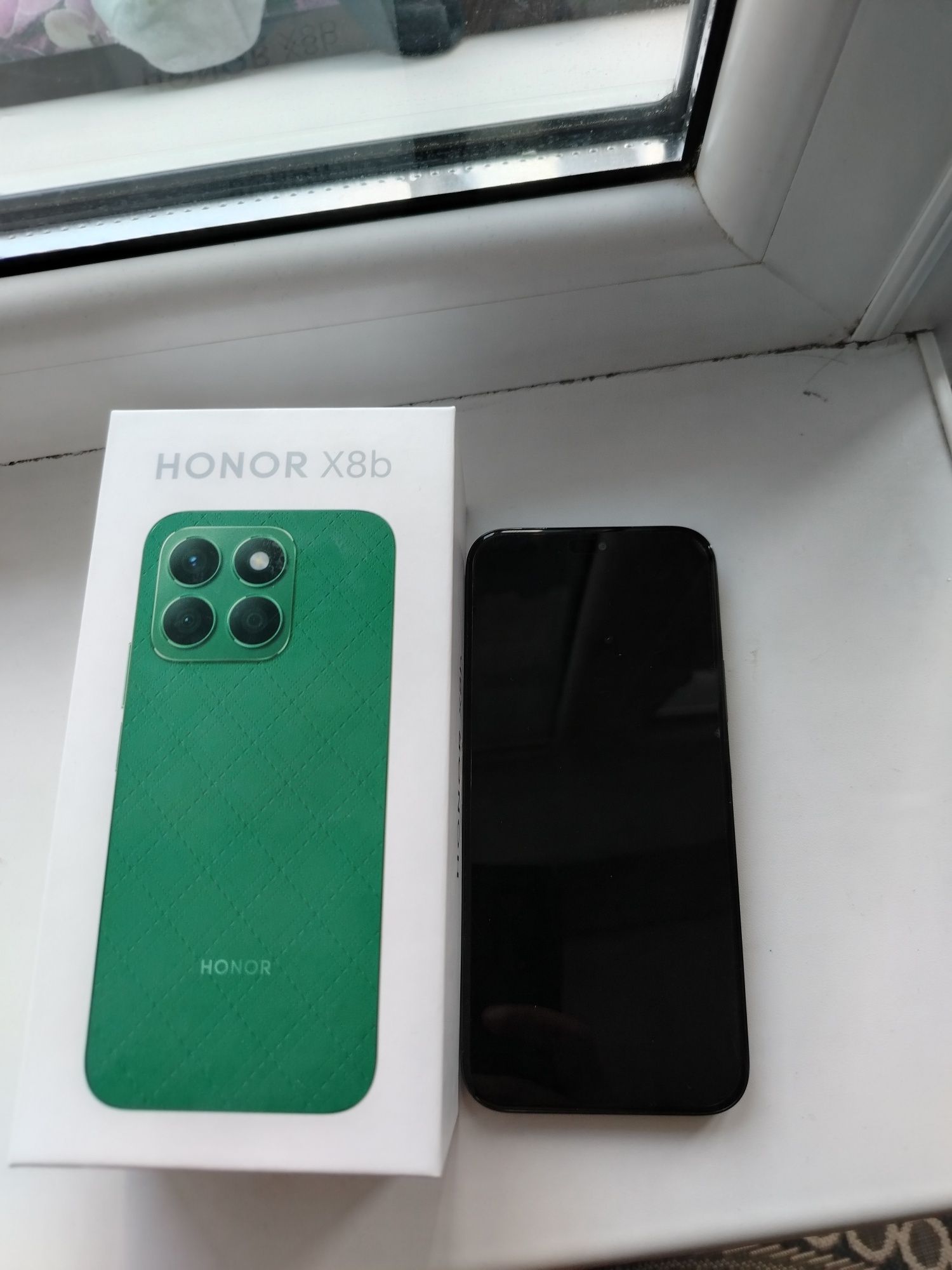 Продам Honor x8b 256