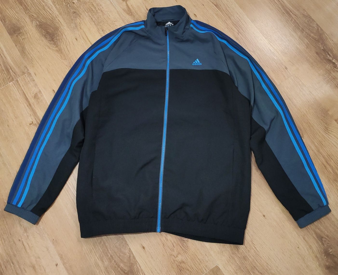 Bluza Adidas mărimea L