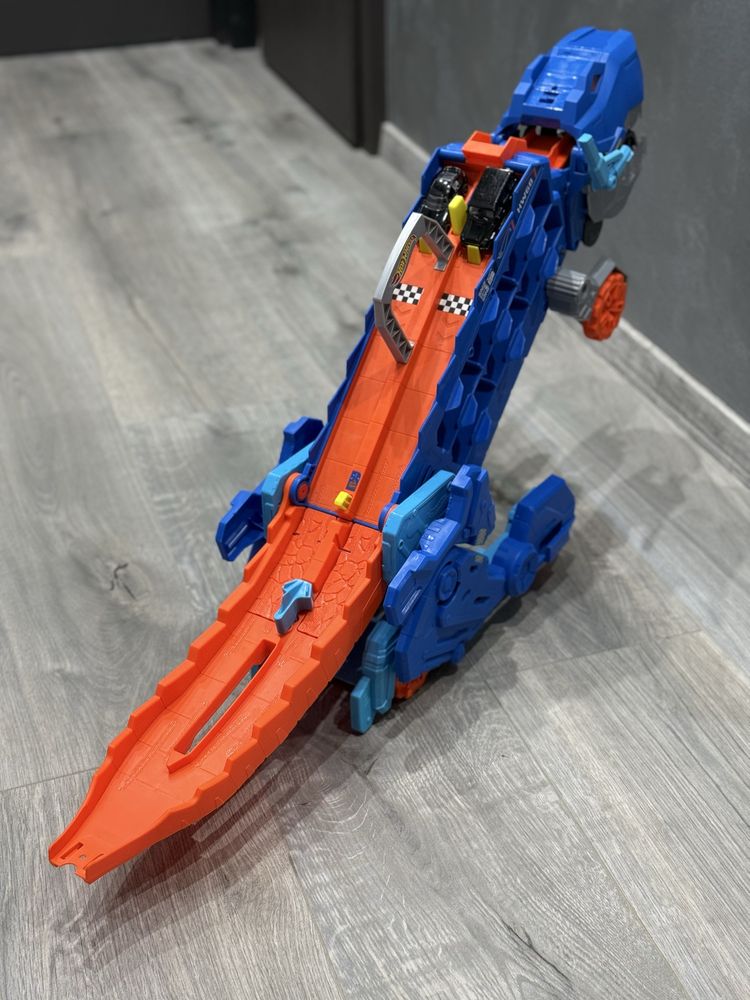 Hotwheels T-Rex Transporter