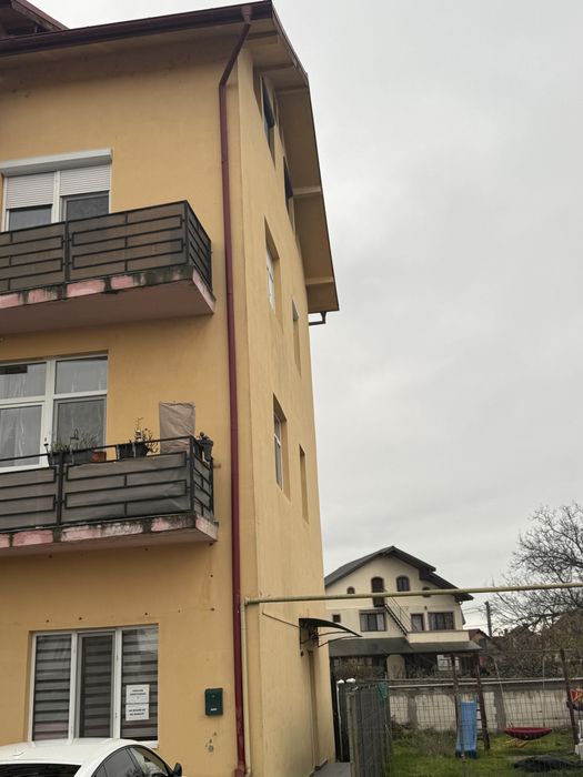 Apartament 3 camere 66mp utili +curte 66 mp