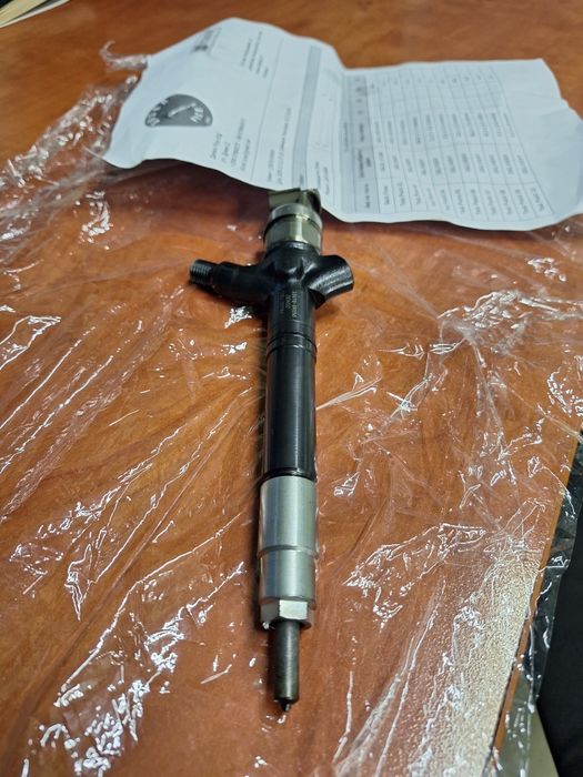 Дюза (Инжектор) TOYOTA- DENSO