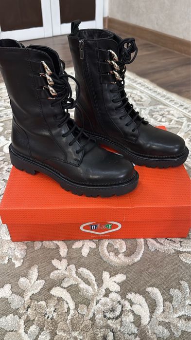 Осенние женские ботинки