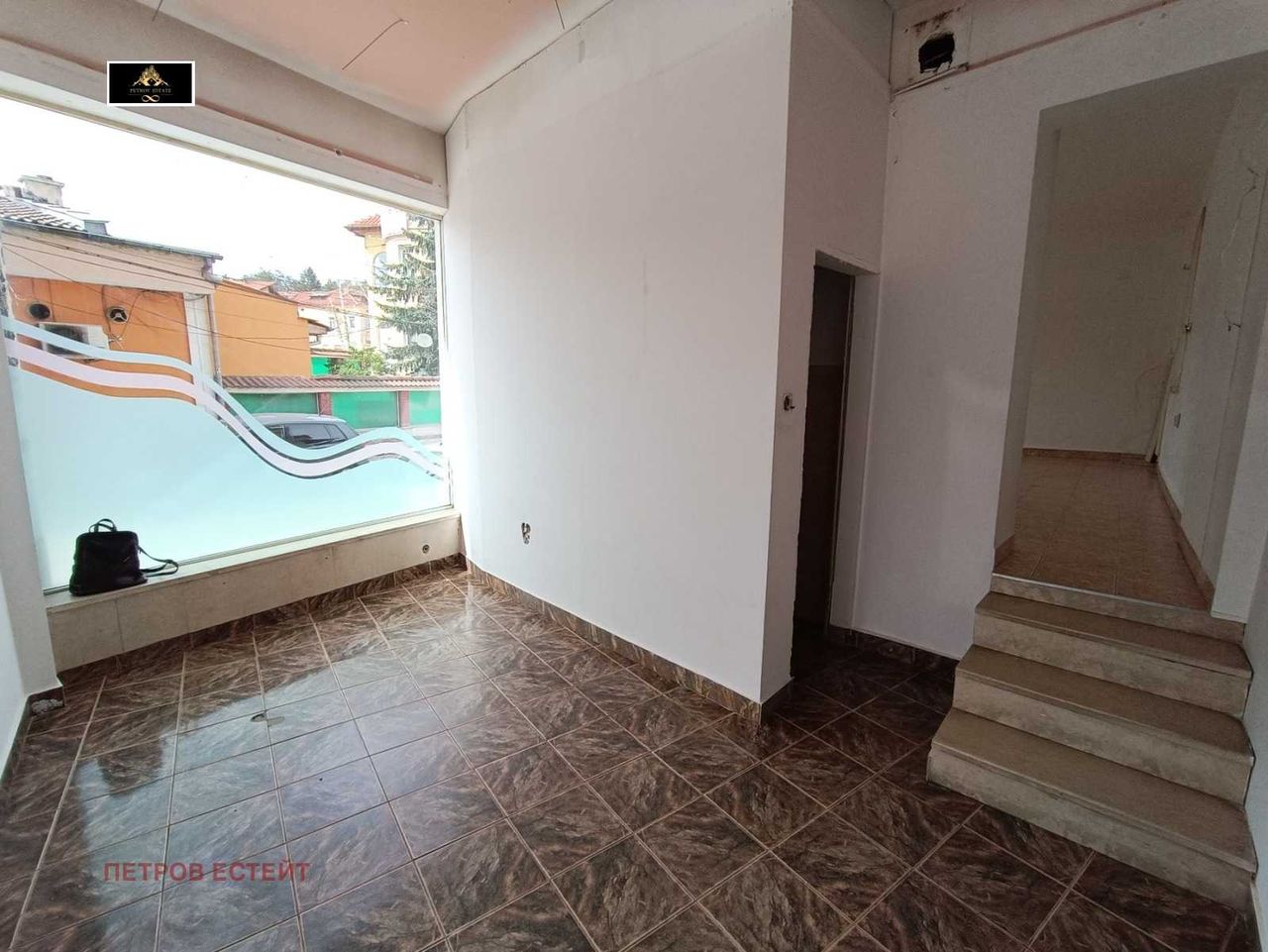 Дава се под наем Магазин в Велинград - 95 кв.м за 510 € - Снимка #3