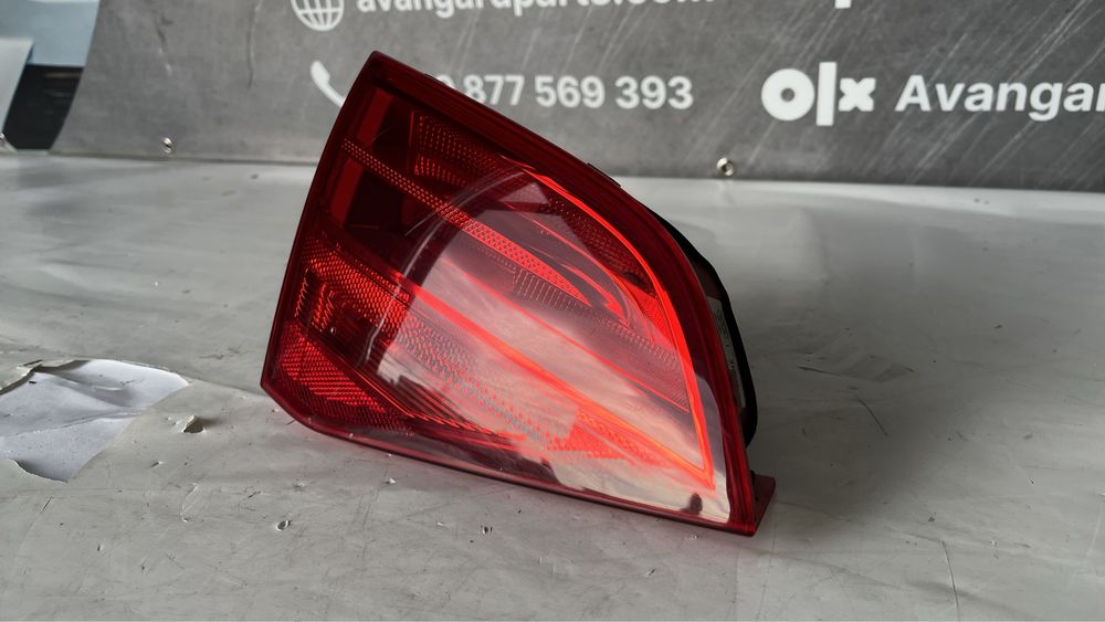 Ляв и десен стоп Audi A4 B8 (2007-2011)