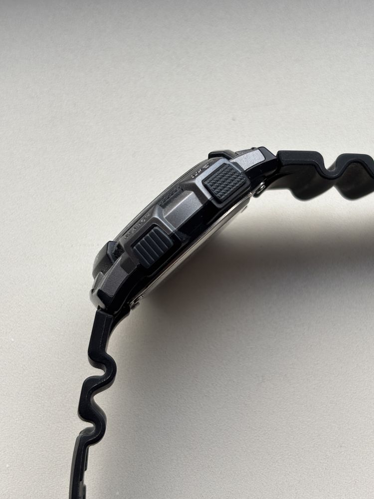 Часы Casio illuminator