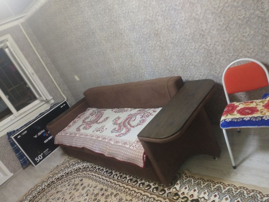 Продам диван есть торг звоните