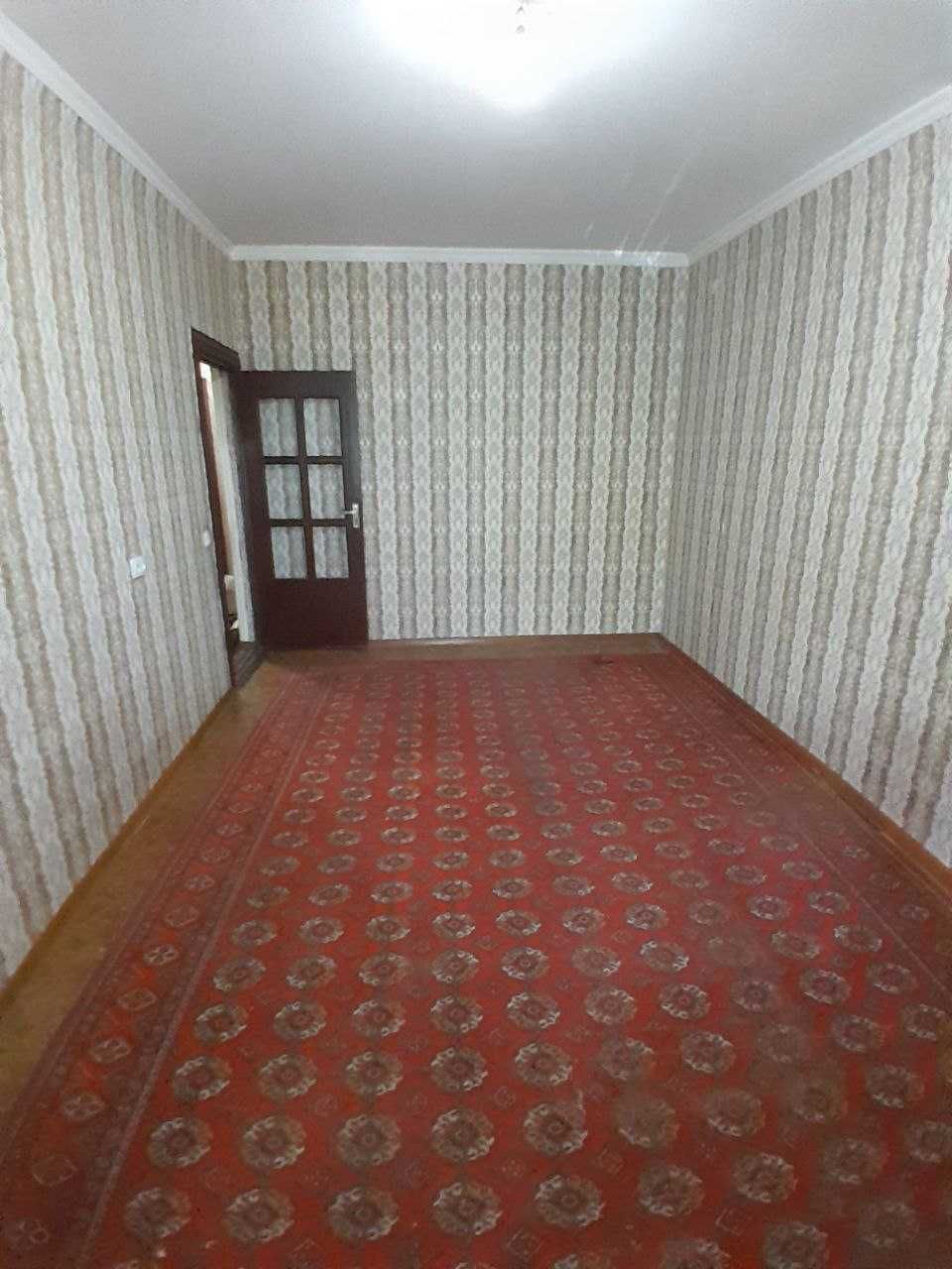 Продаётся квартира 2/2/5 Чорсу бозор  Ипотека есть