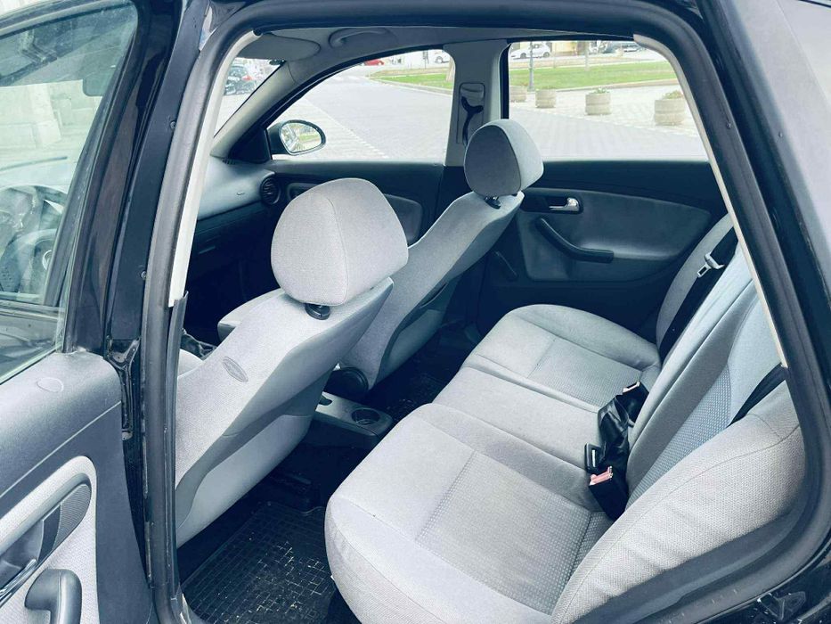 Vând Seat Ibiza 1.4 tdi 2004 se vinde urgent