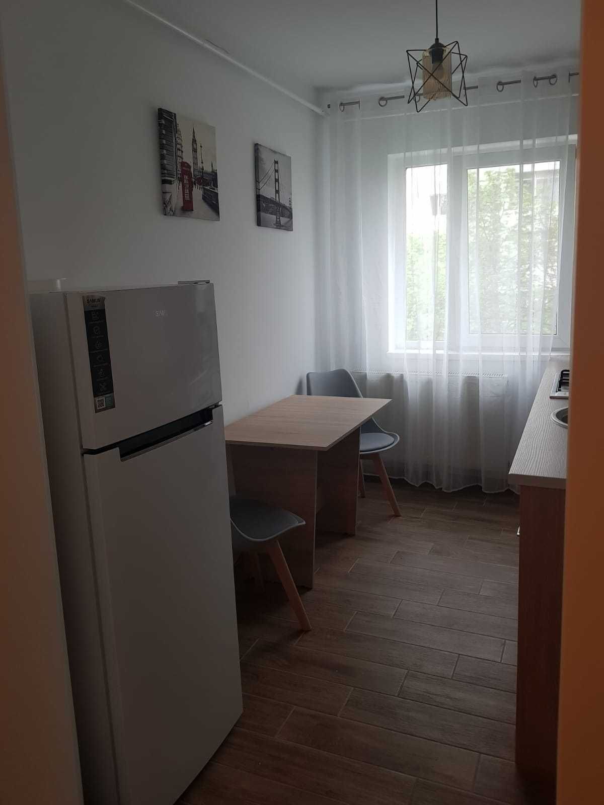 Prima închiriere - apartament 2 camere Decomandar, Alexandru cel Bun