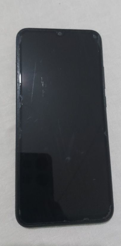 Redmi 9a srochna sotiladi