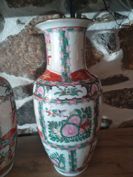 Продавам огромни антикварни Японски вази Сатцума