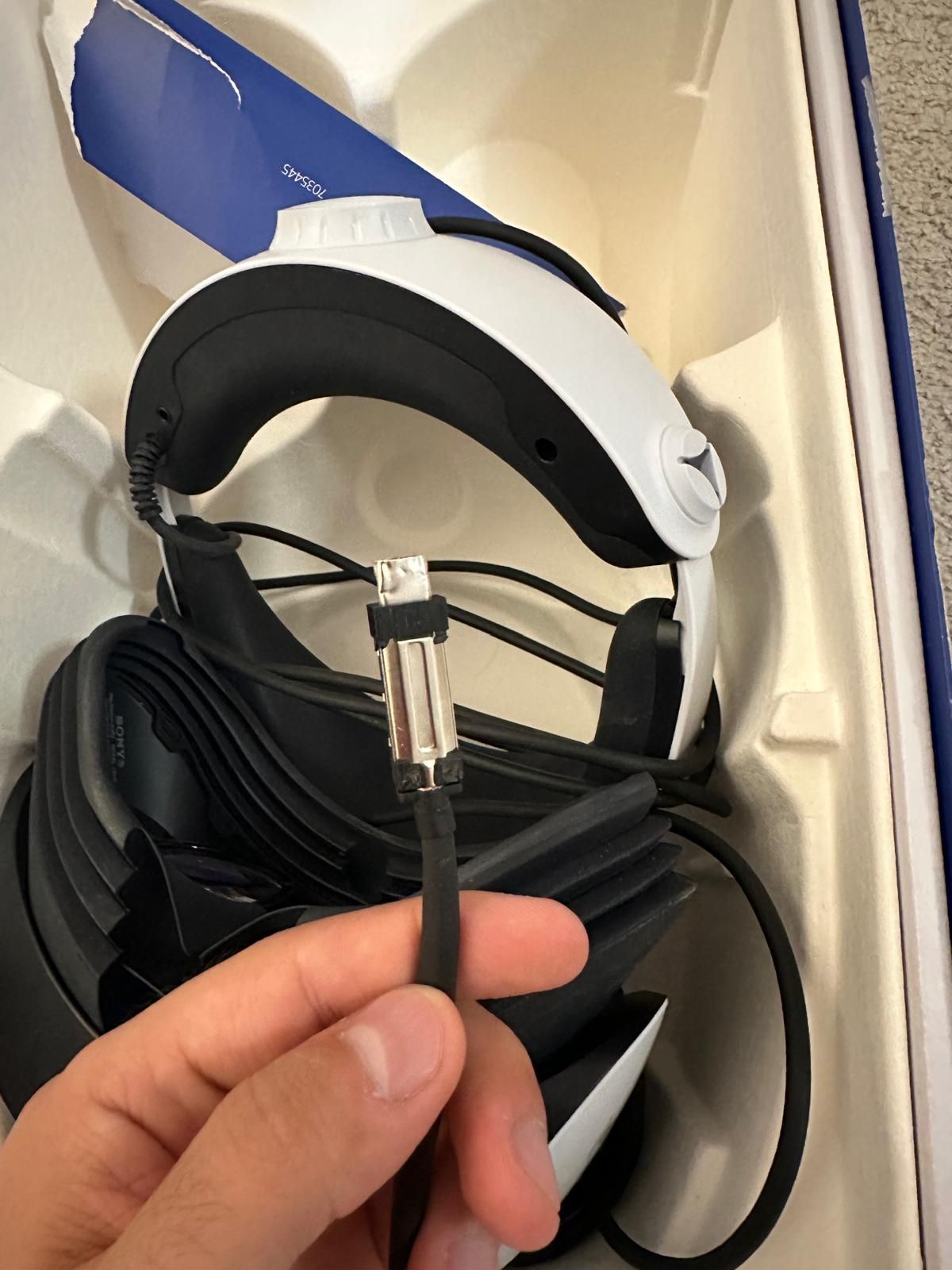 Vând PlayStation VR2