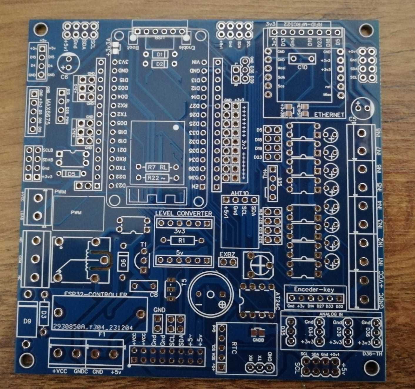 PCB - shield main esp32 (automatizari, smart home)