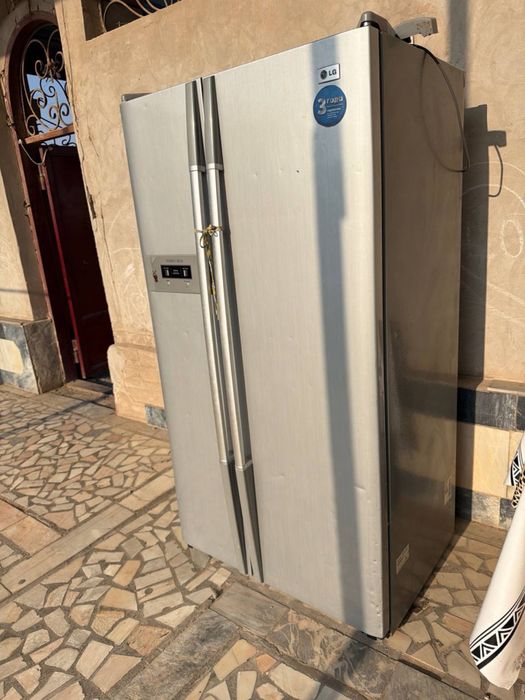 Холодильник LG состояниеси таза