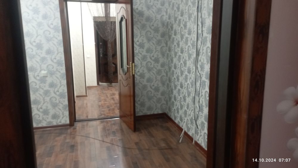 Когон Шахар камолот домларида 2 хонали квартира сотилади !!!