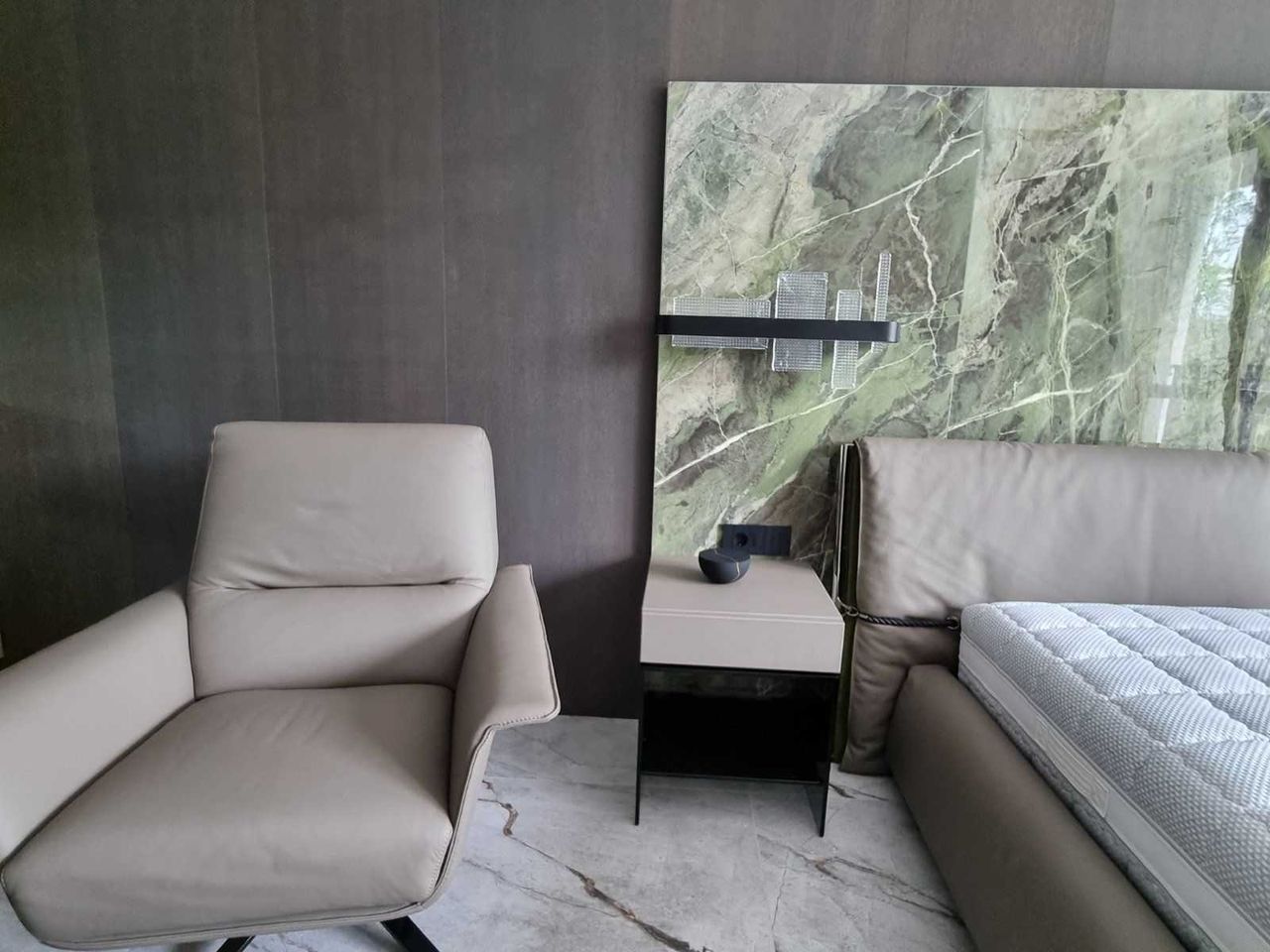 Продава се Едностаен апартамент в София, Студентски град - 50 кв.м за 3380 €/кв.м - Снимка #3