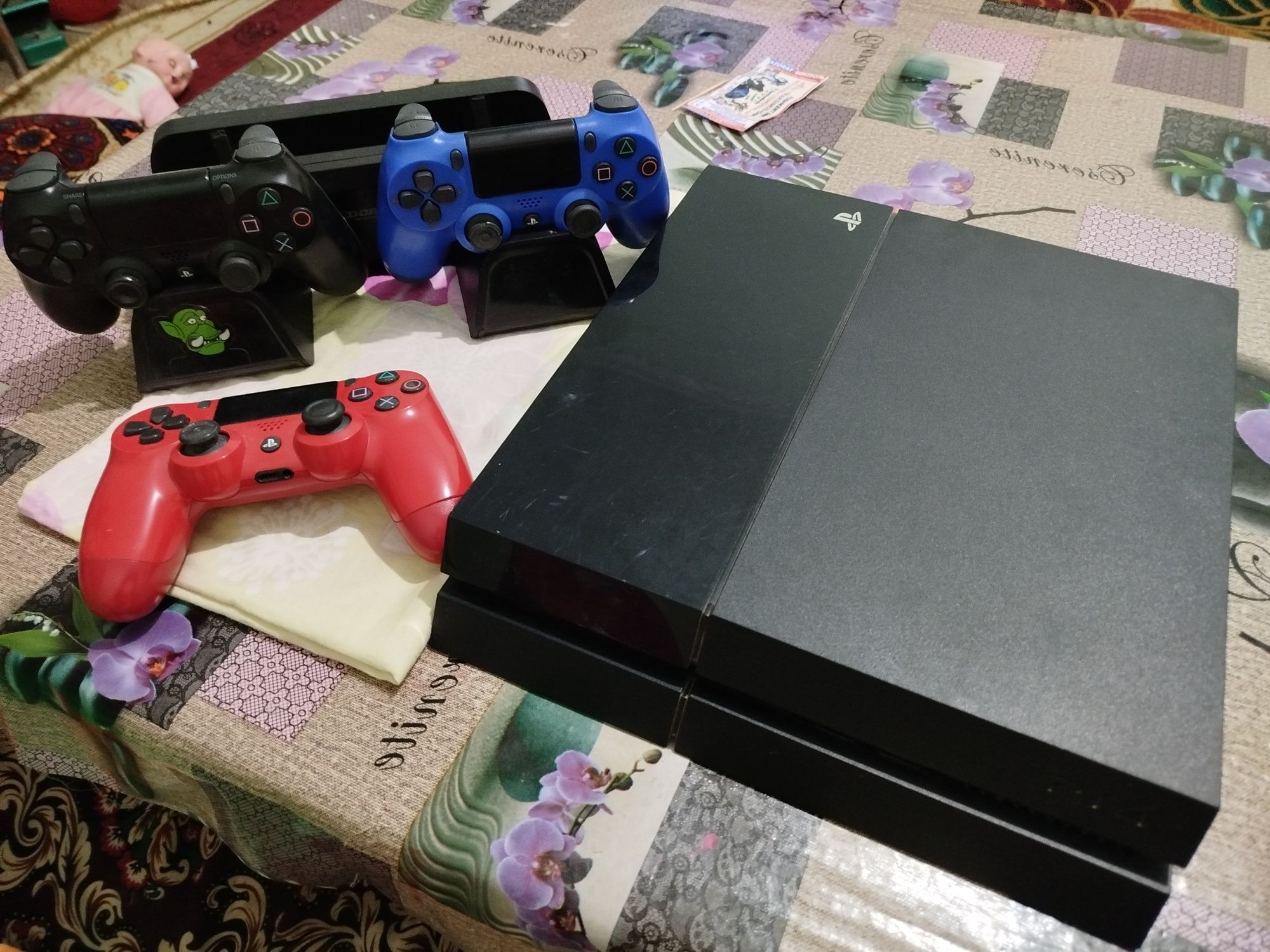 Playstation 4 сотилади