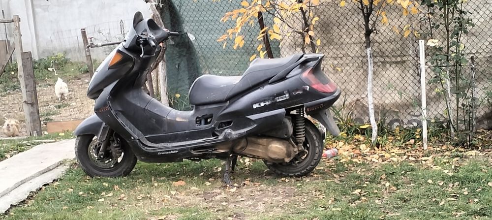 Vand scuter Honda Foresight de 250