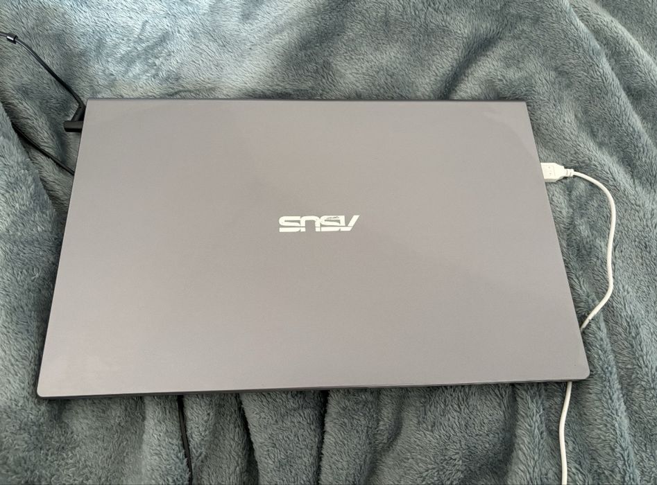 продам ноут asus