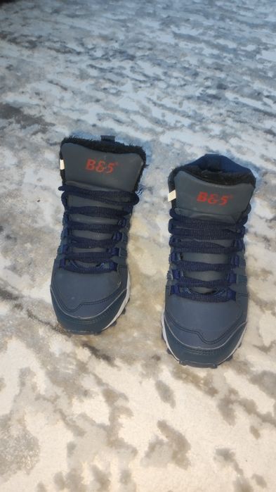 Детские зимние кроссовки