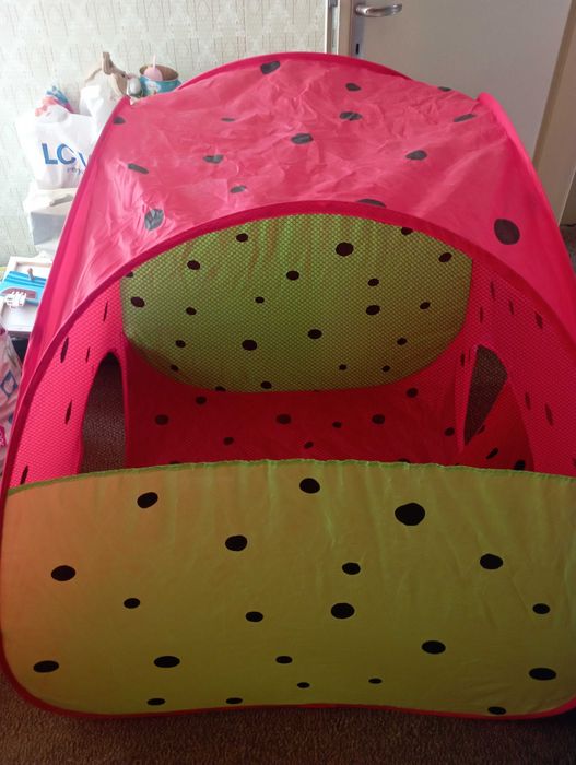 Детски палатки и кошове за играчки