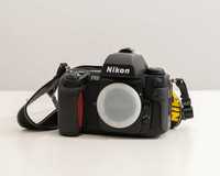 Camera de film Nikon F100, capacul filmului nu se închide