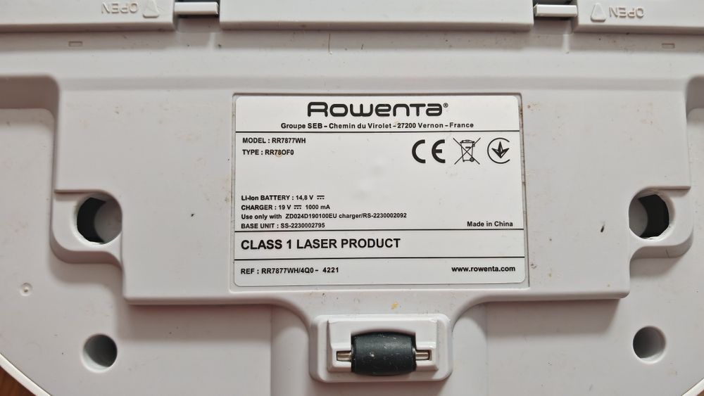 Robot aspirator Rowenta X-Plorer Serie 120 AI cu mop