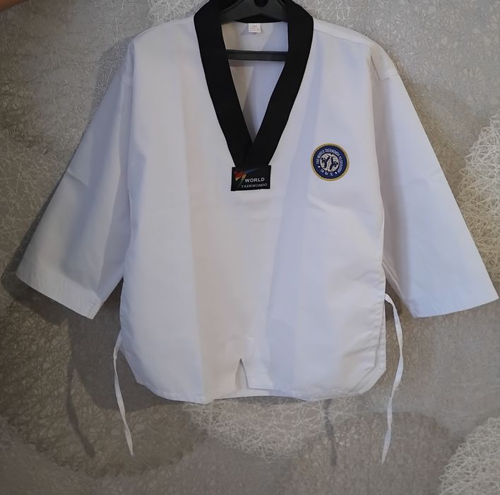 Продам форму для Таеквандо