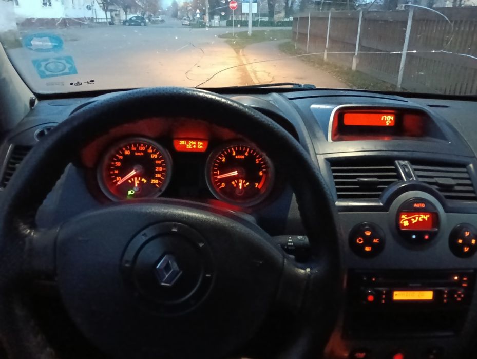 Vand Renault Megane/ Benzina + GPL /Acte valabile