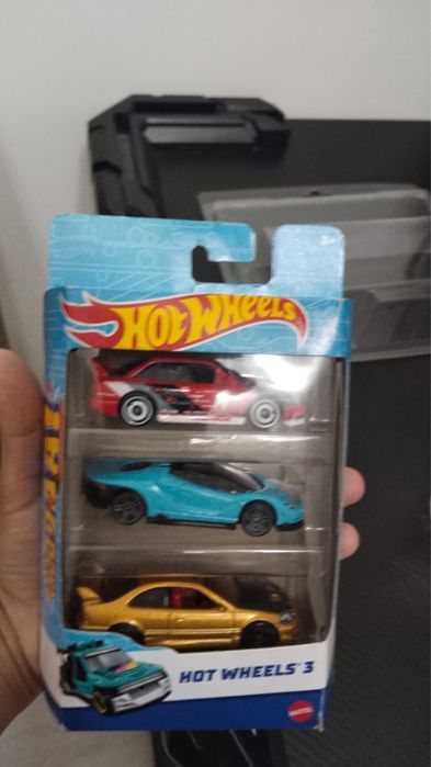 машинки hot wheels