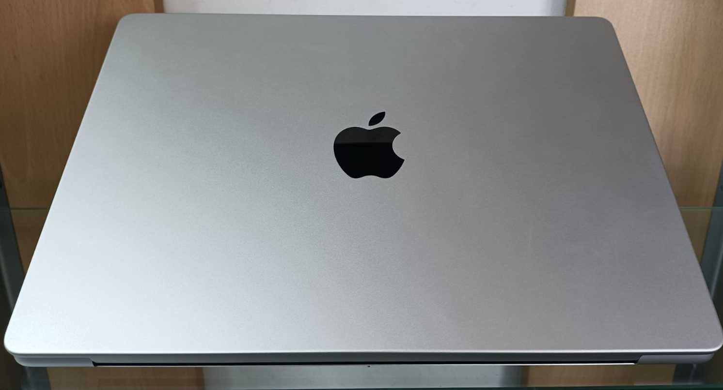 MacBook Pro 14 с М2 Pro чип | 16GB Ram (512GB) - Space Gray