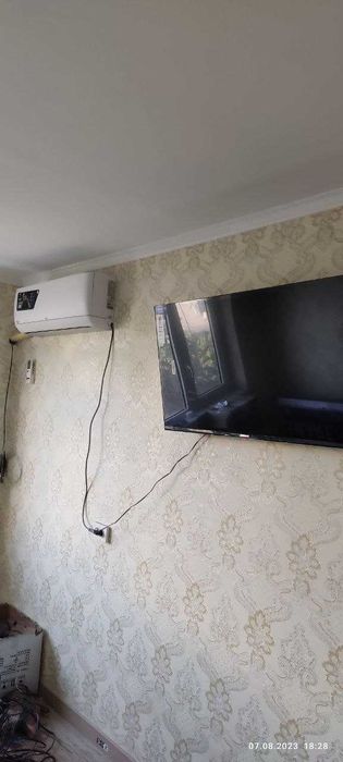 2 хонали уй сотилади. Продаётся 2-х комнатная. ОВИР