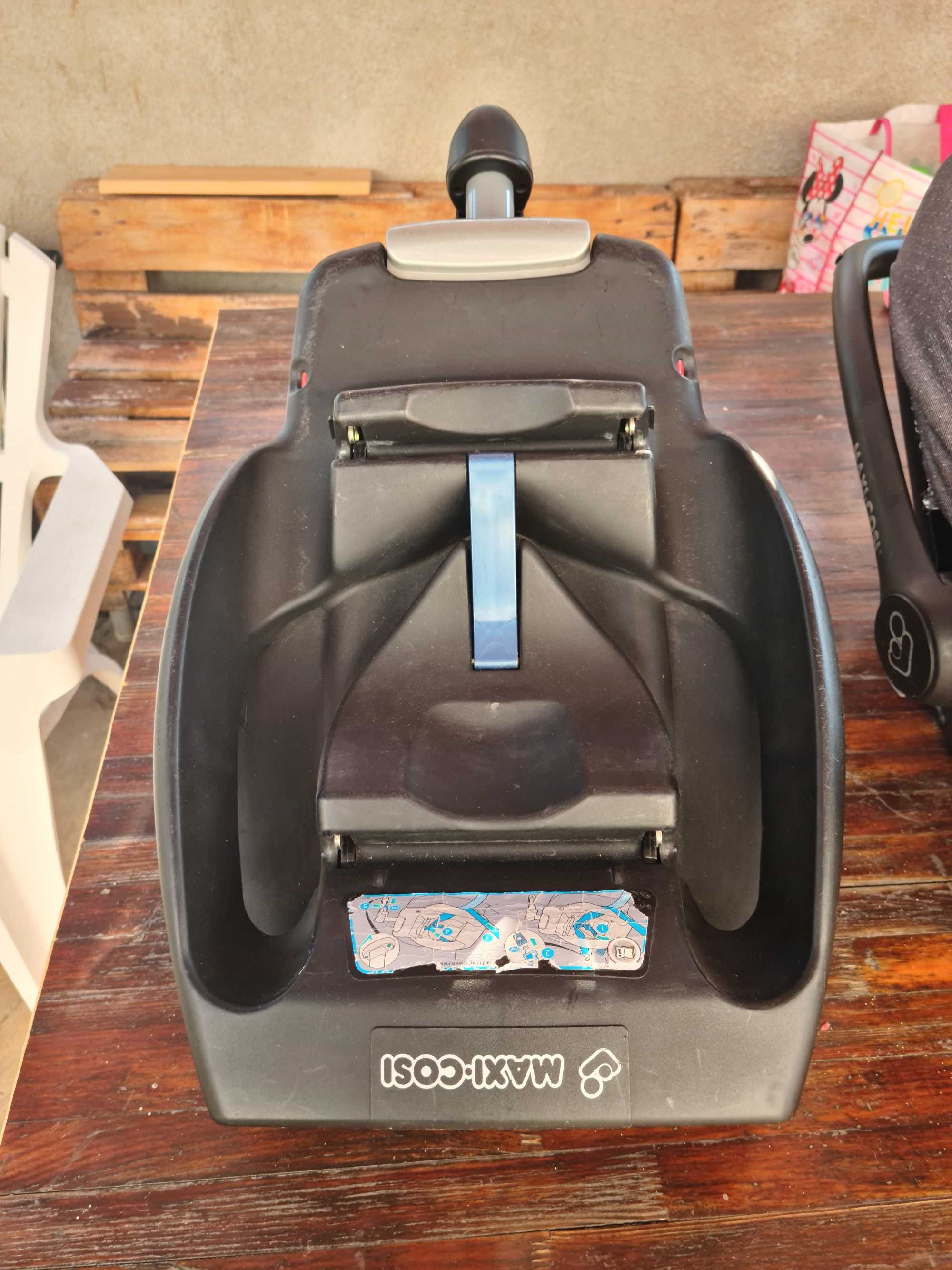 Столче за кола 0-13 КГ MAXI COSI Easy Fix